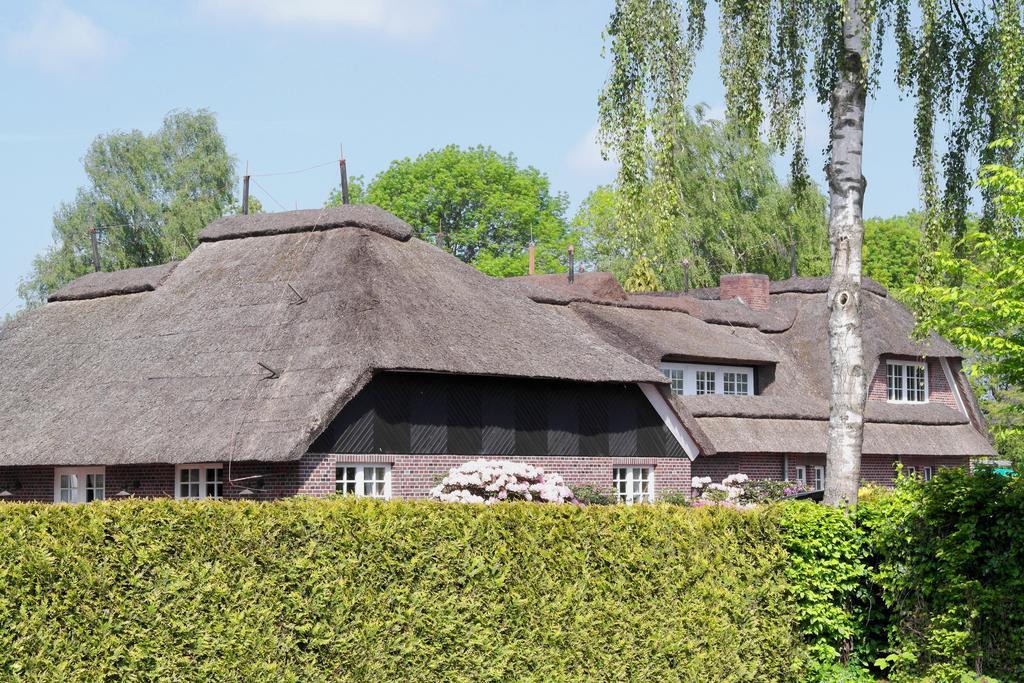 Hotel Blauer Fasan Wiesmoor Esterno foto